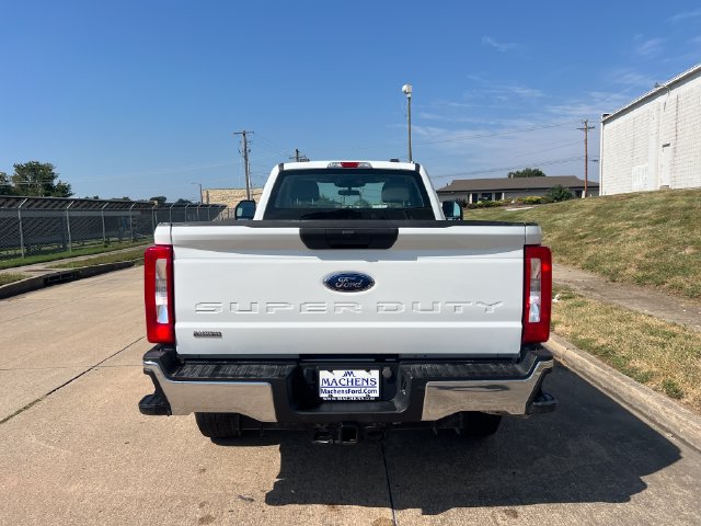 Used 2024 Ford F350 XL w/ Snow Plow/Camper Package AWD/4WD image 4