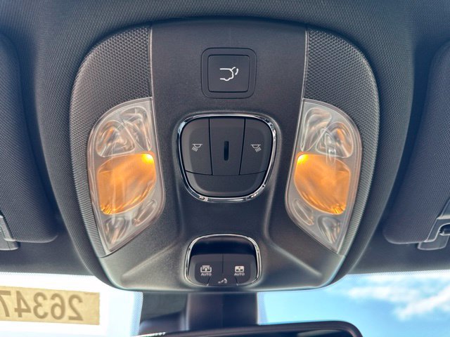 New 2026 Jeep Compass Latitude AWD/4WD image 18