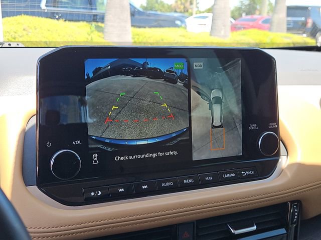 Used 2023 Nissan Rogue Platinum FWD image 26