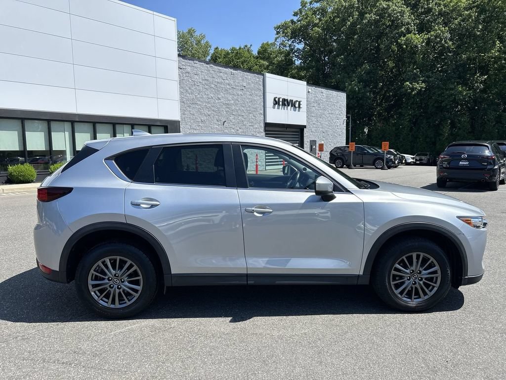 Used 2017 MAZDA CX-5 Touring w/ Preferred Equipment Package AWD/4WD image 9