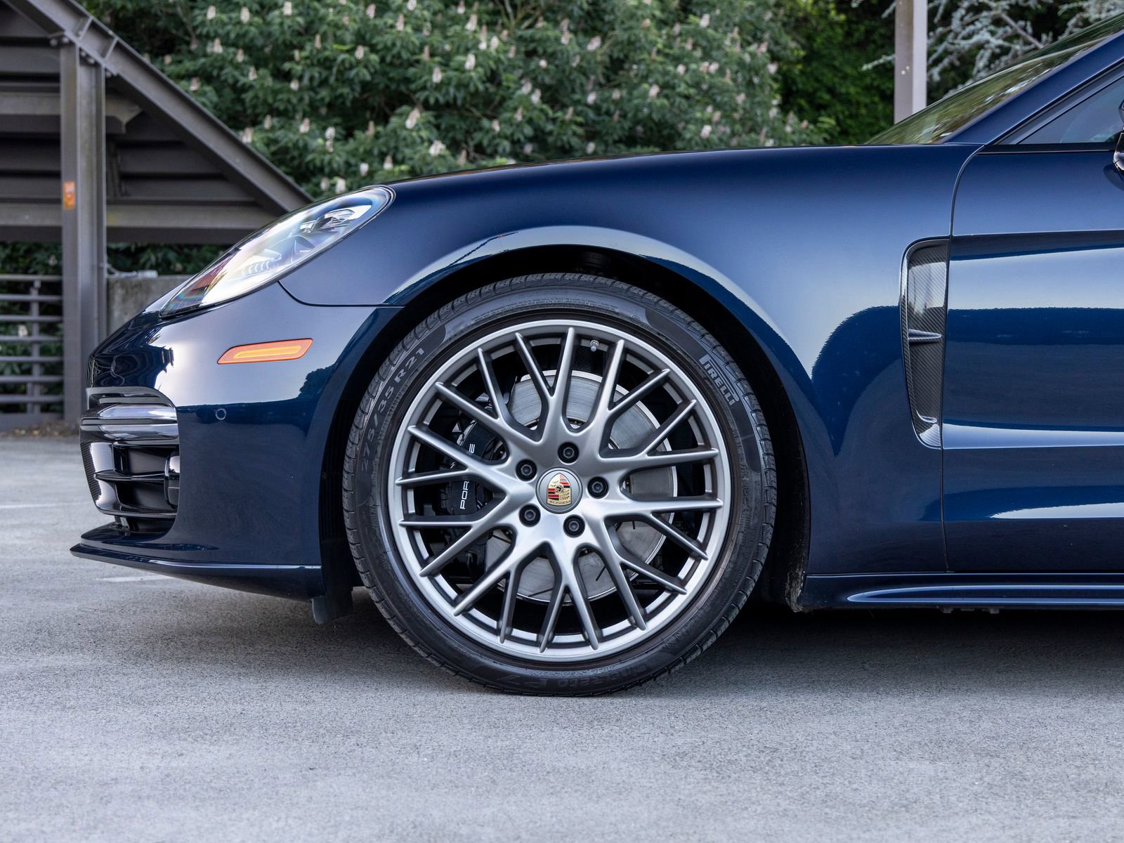 Used 2022 Porsche Panamera GTS AWD/4WD image 13