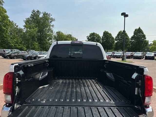 Used 2019 Toyota Tacoma SR5 image 25