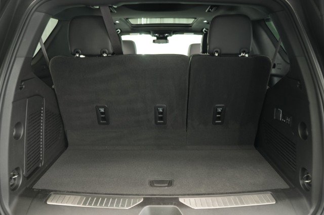 Used 2024 Chevrolet Tahoe Z71 w/ Luxury Package image 56