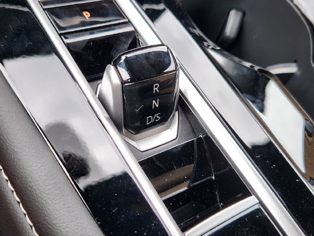 New 2026 Volkswagen Atlas Cross Sport SE AWD/4WD image 18