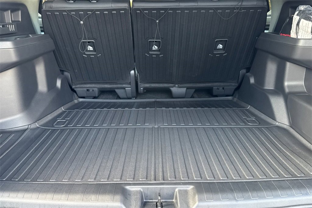 Used 2025 Toyota 4Runner TRD Off-Road Premium image 17