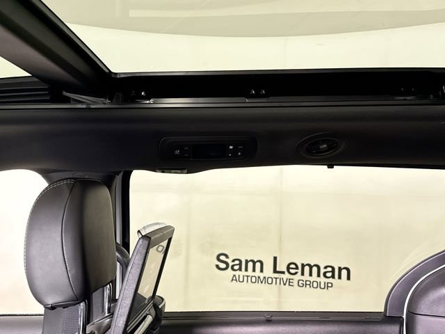 New 2026 Chrysler Pacifica Limited w/ Uconnect Theater Family Group image 25