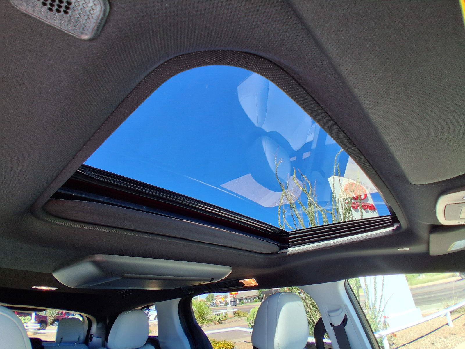 New 2026 Toyota Sienna XSE FWD image 29