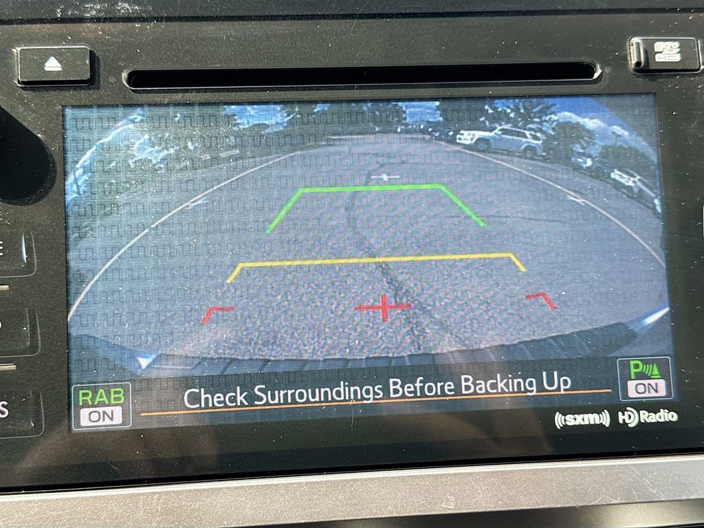 Used 2017 Subaru Outback 3.6R Limited image 17