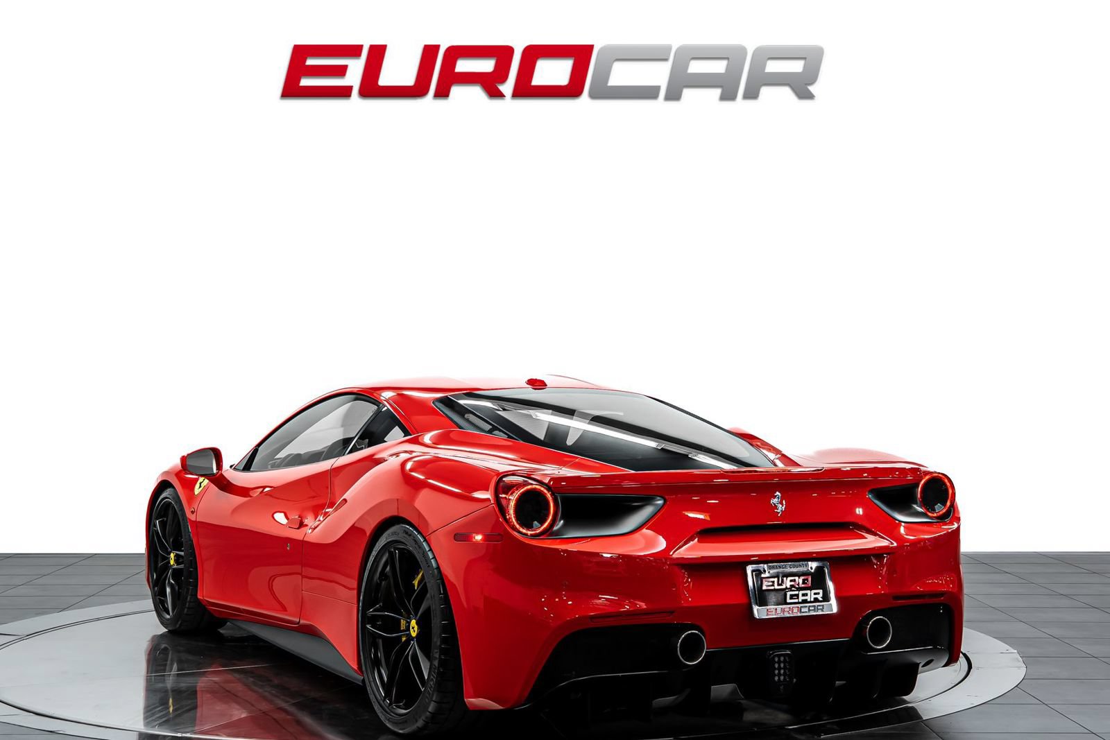 Used 2019 Ferrari 488 GTB RWD image 3