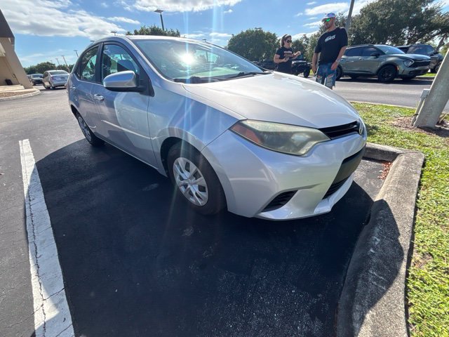 Used 2015 Toyota Corolla L FWD image 4