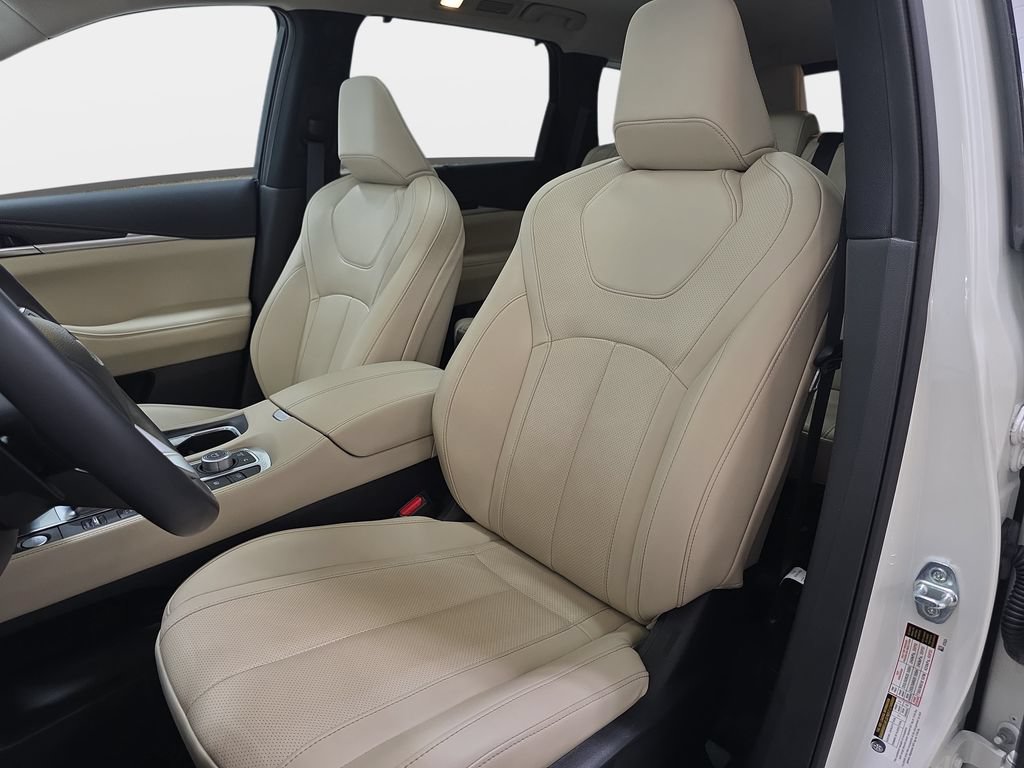 Certified 2023 INFINITI QX60 Sensory w/ Vision Package AWD/4WD image 12