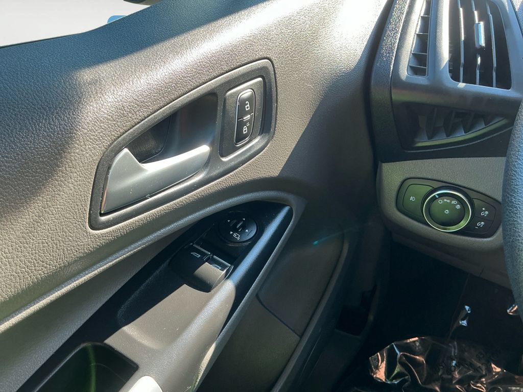 Used 2021 Ford Transit Connect XLT FWD image 19