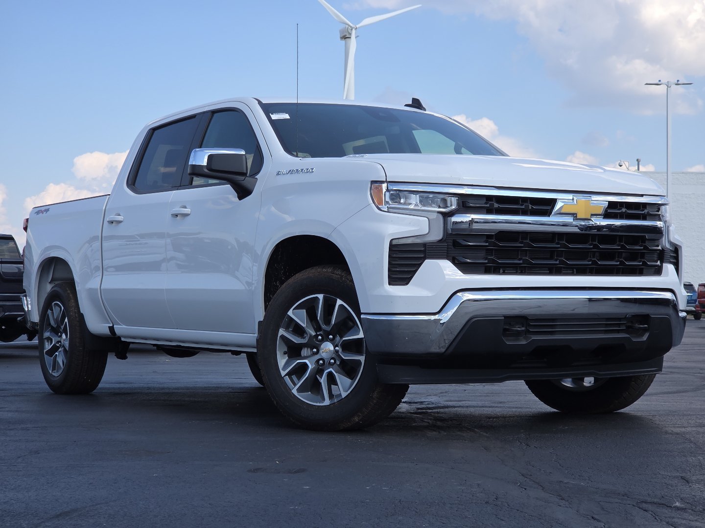 New 2026 Chevrolet Silverado 1500 LT AWD/4WD image 2