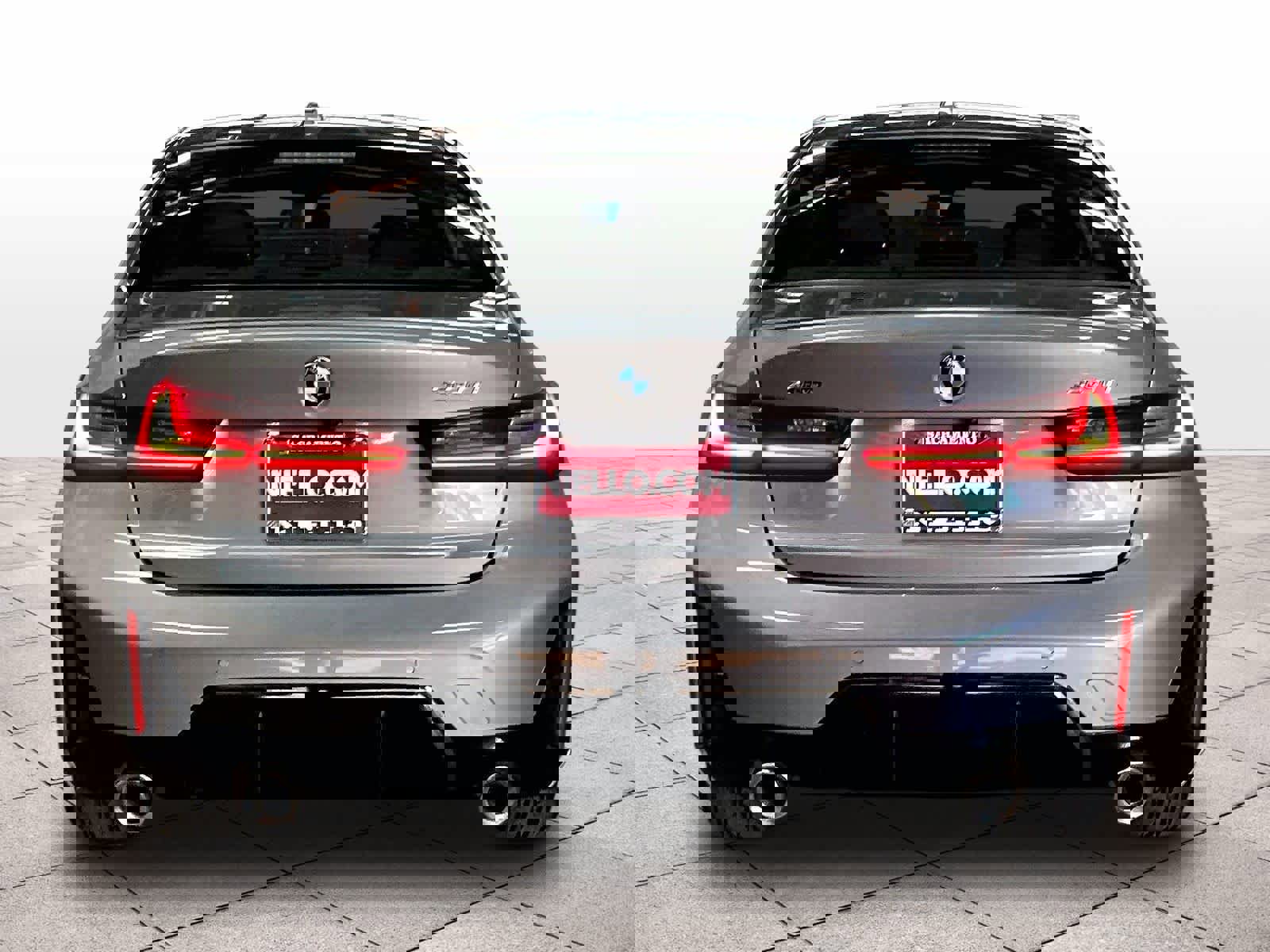 Used 2025 BMW 330i xDrive Sedan image 7