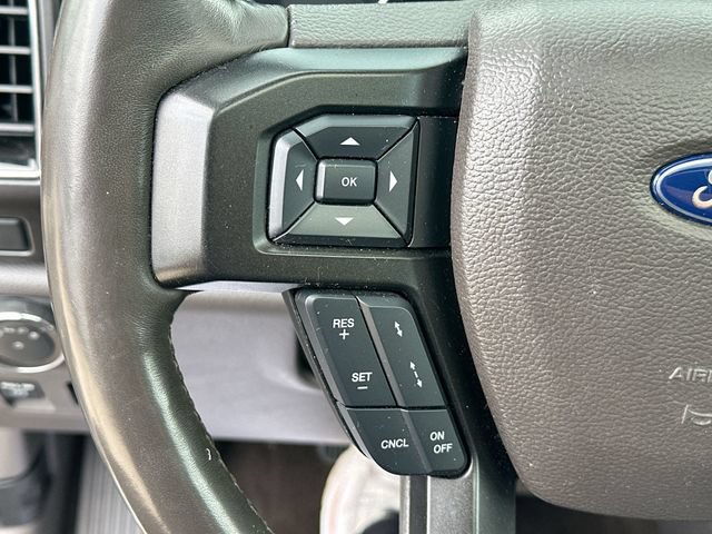 Used 2019 Ford Expedition Limited w/ Equipment Group 301A AWD/4WD image 43