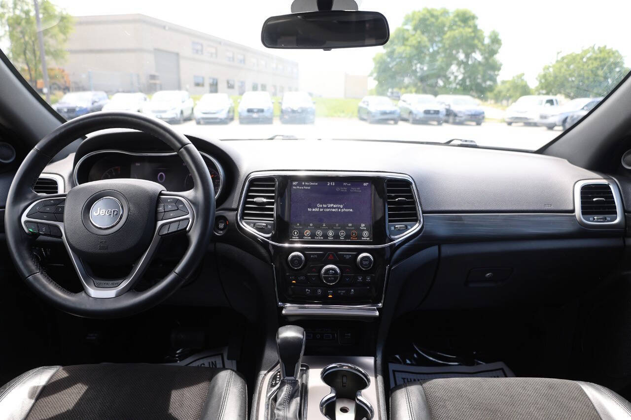 Used 2021 Jeep Grand Cherokee Laredo X AWD/4WD image 14