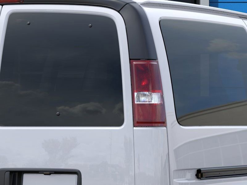 New 2026 Chevrolet Express 2500 LT RWD image 12