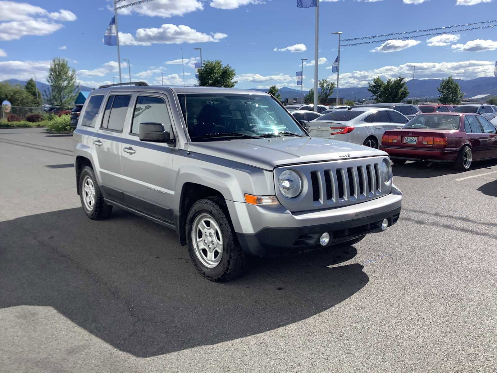 Used 2016 Jeep Patriot Sport w/ Power Value Group FWD image 8