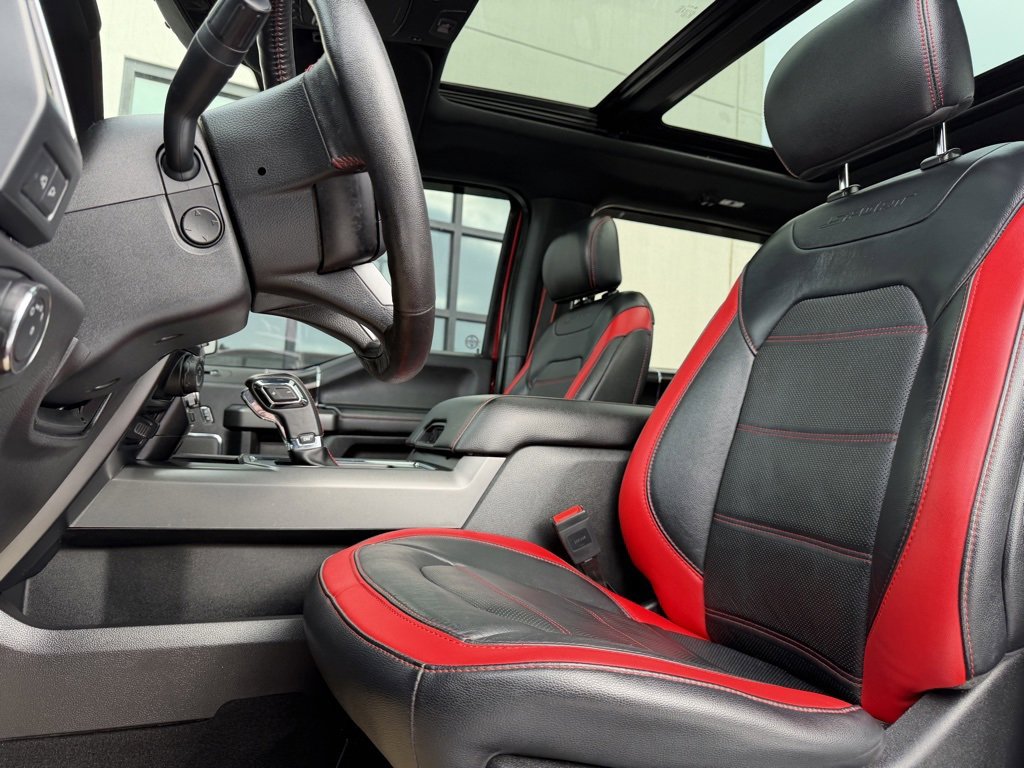 Used 2018 Ford F150 Lariat w/ Equipment Group 502A Luxury image 9