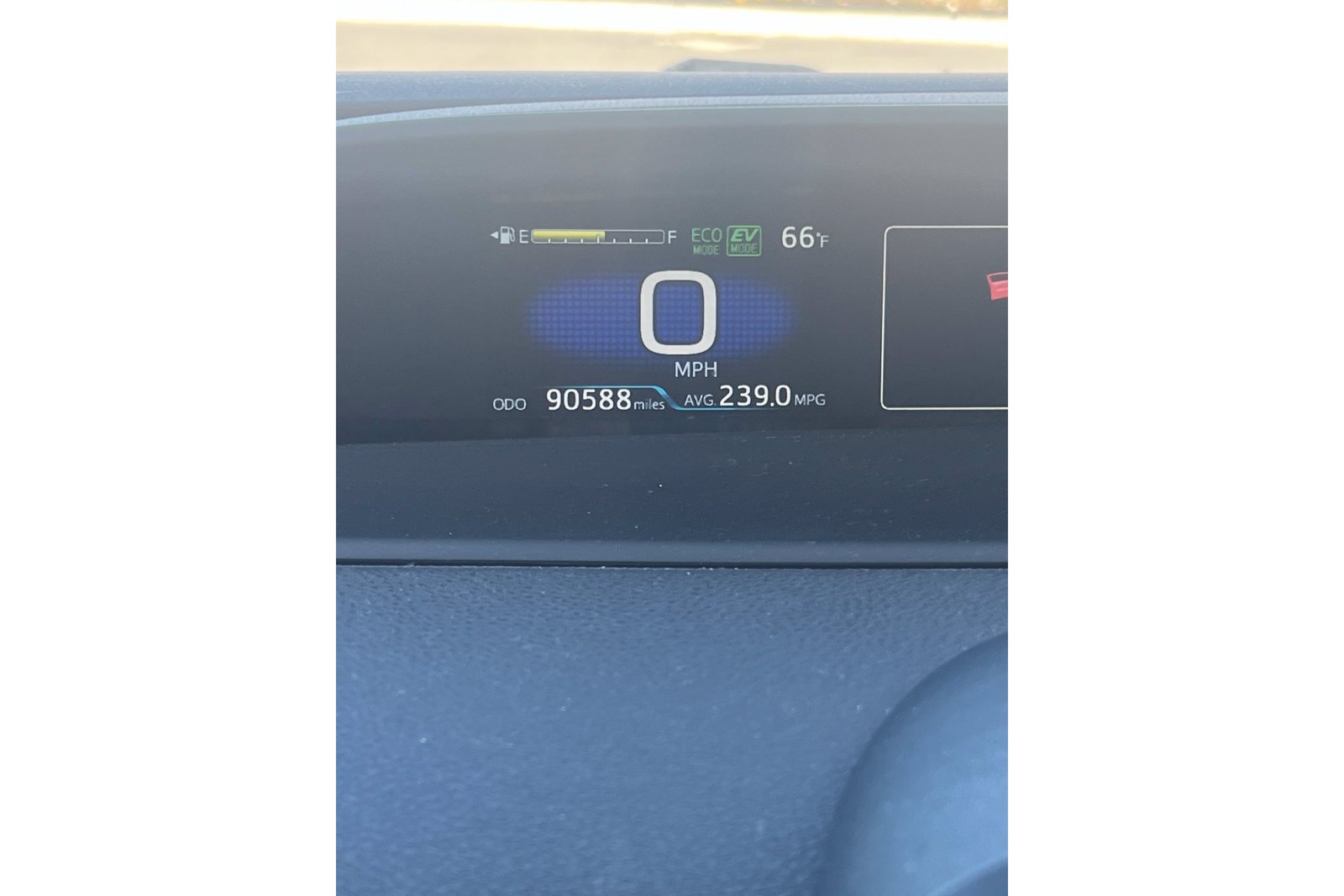 Certified 2021 Toyota Prius Prime XLE FWD image 7