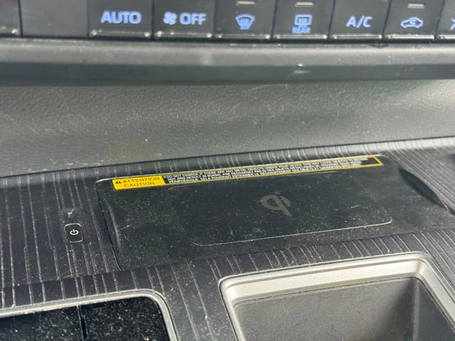 Used 2021 Toyota Sienna XSE w/ XSE Plus Package FWD image 25