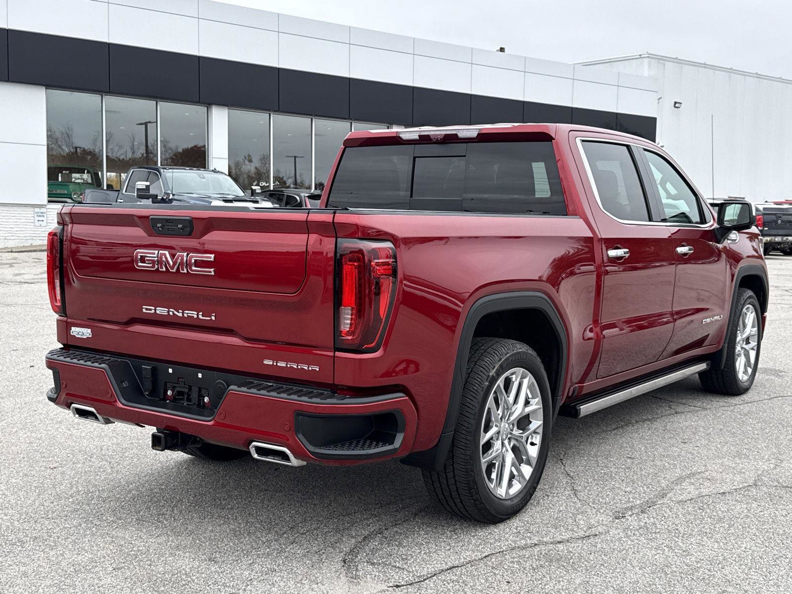 Used 2023 GMC Sierra 1500 Denali w/ Technology Package image 5