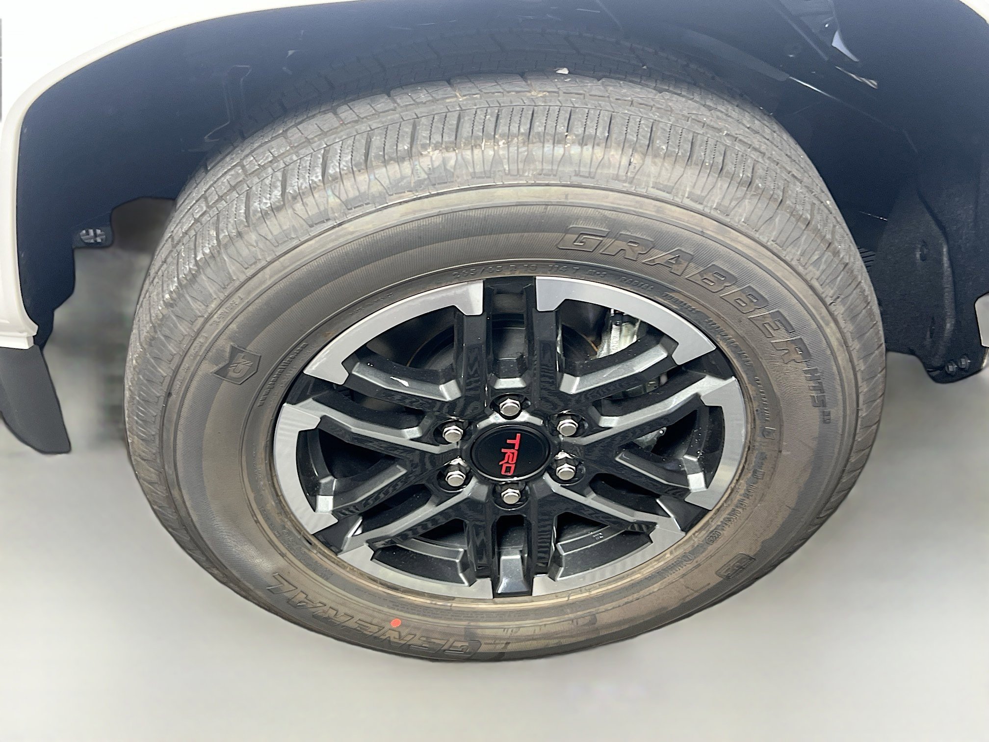 Used 2025 Toyota Tacoma TRD Sport image 13