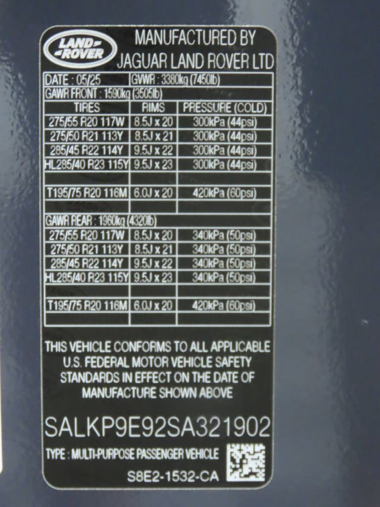 New 2025 Land Rover Range Rover SE image 34