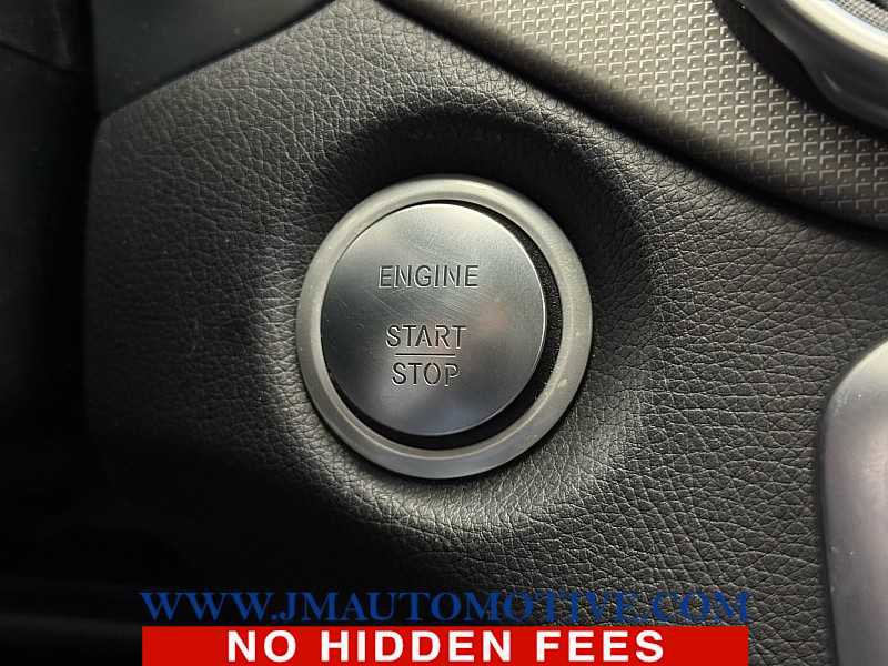 Used 2019 Mercedes-Benz GLA 250 4MATIC image 44