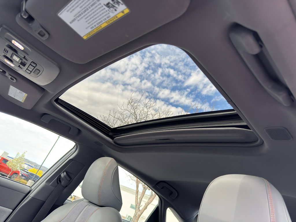 Used 2019 Toyota Avalon Touring w/ Advanced Safety Package image 13