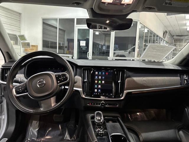 Used 2022 Volvo S90 B6 Inscription w/ Advanced Package image 14