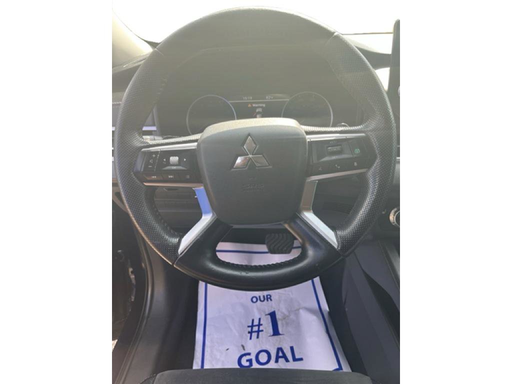 Used 2022 Mitsubishi Outlander SE FWD image 7