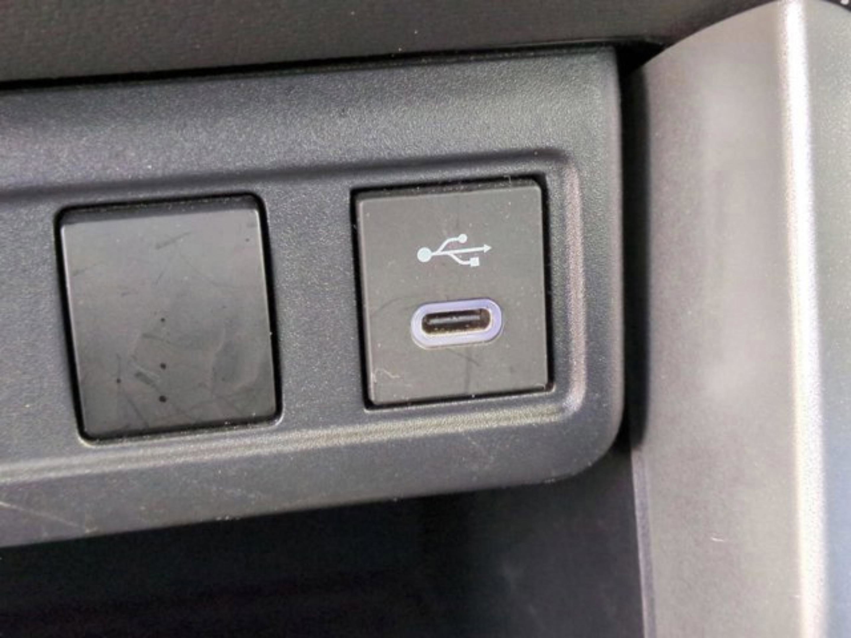 Used 2024 Toyota Corolla Cross S AWD/4WD image 23