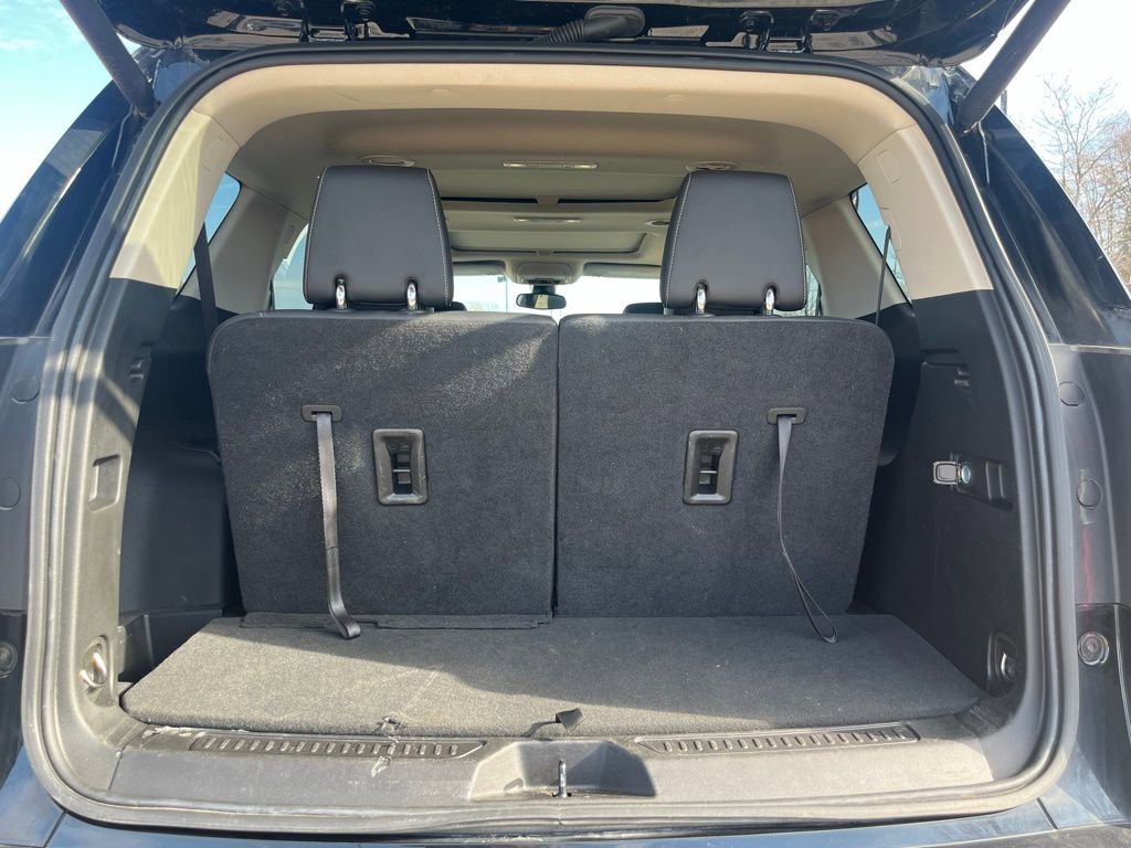 Used 2023 GMC Acadia Denali w/ Trailering Package image 11