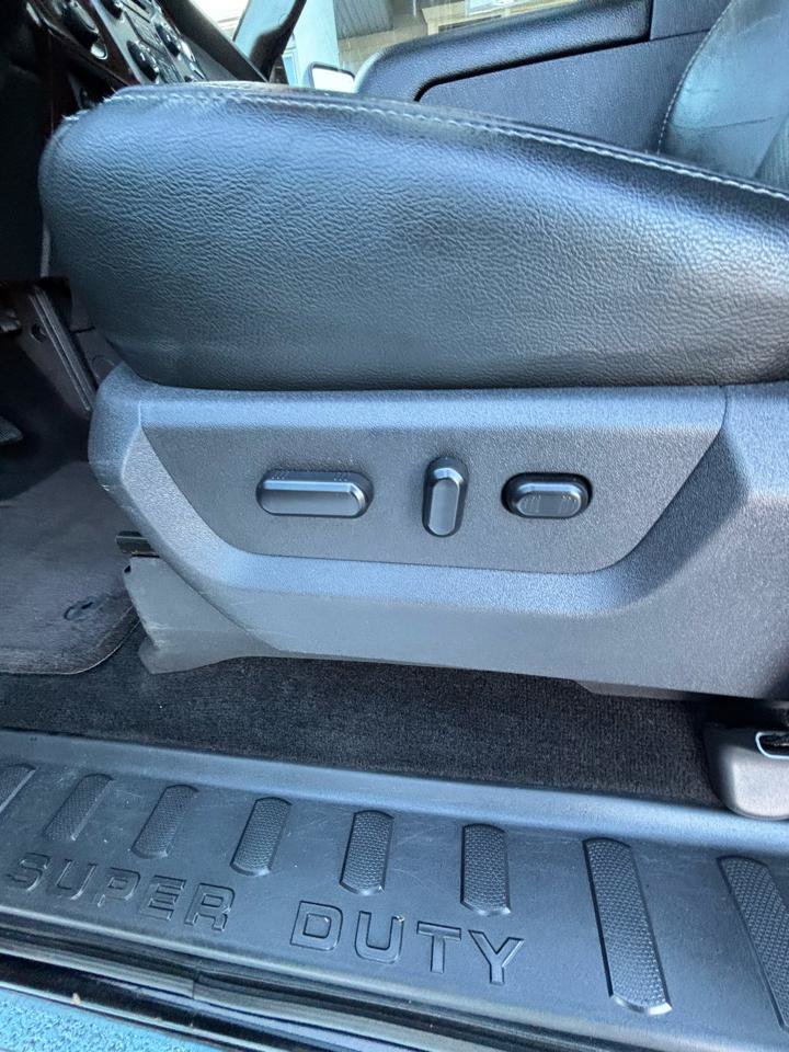 Used 2016 Ford F350 Lariat w/ Lariat Ultimate Package AWD/4WD image 14