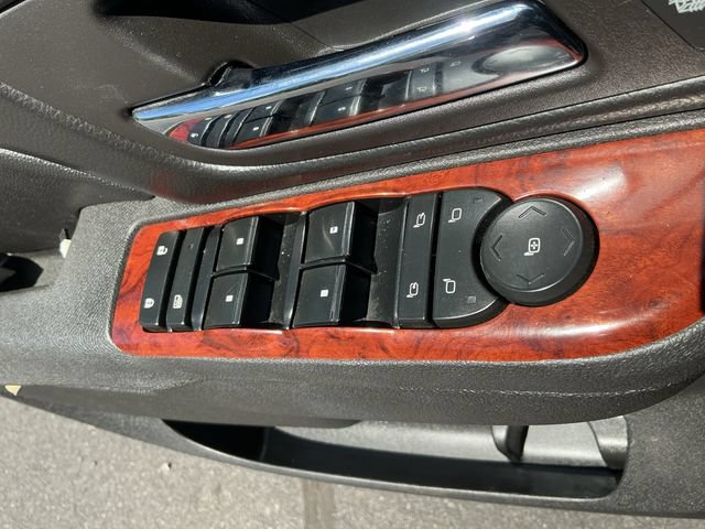 Used 2013 Chevrolet Tahoe 4WD Hybrid image 28