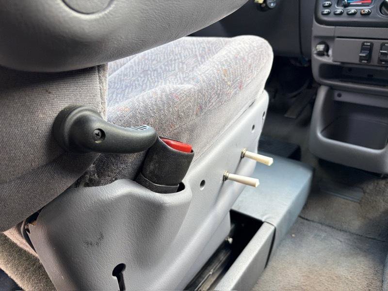 Used 1999 Dodge Grand Caravan SE FWD image 28