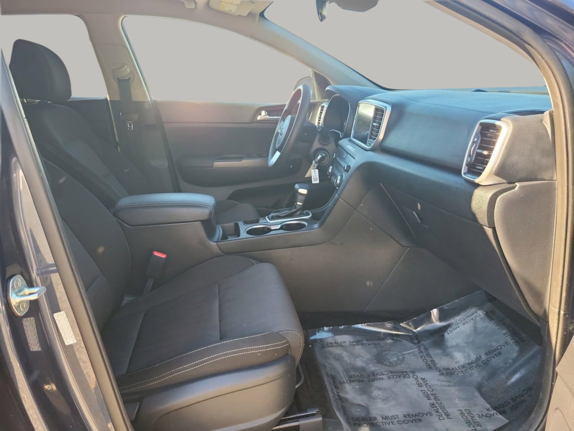 Used 2022 Kia Sportage LX image 5