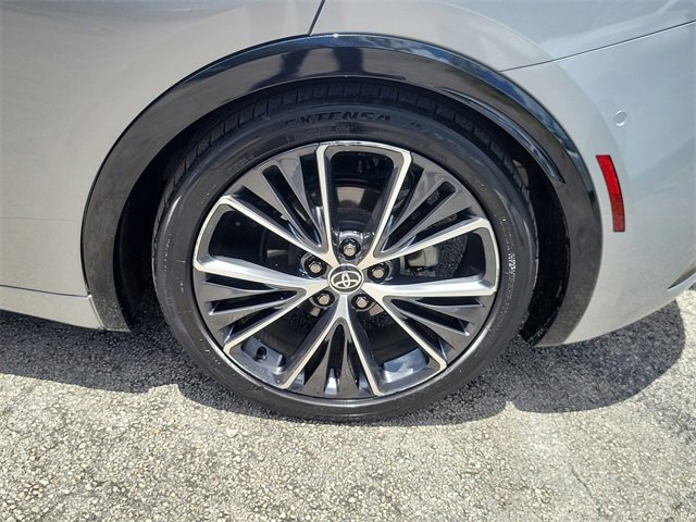 Used 2024 Toyota Prius Limited image 6