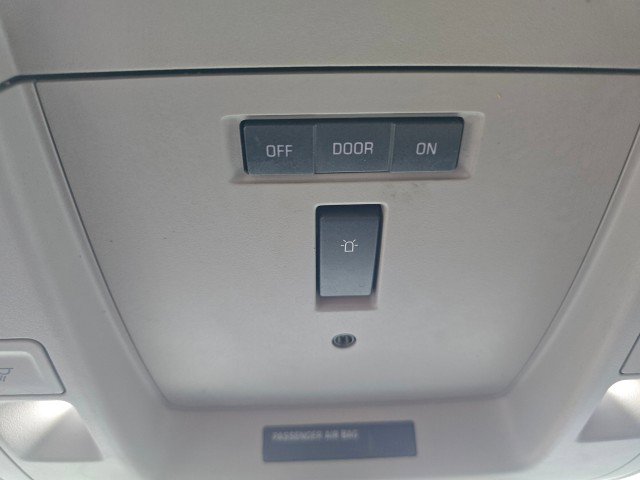 Used 2018 Chevrolet Silverado 2500 LTZ w/ Vortec Plus Package image 36