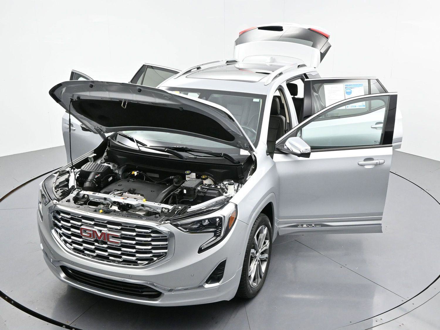 Used 2020 GMC Terrain Denali w/ Denali Premium Package image 47