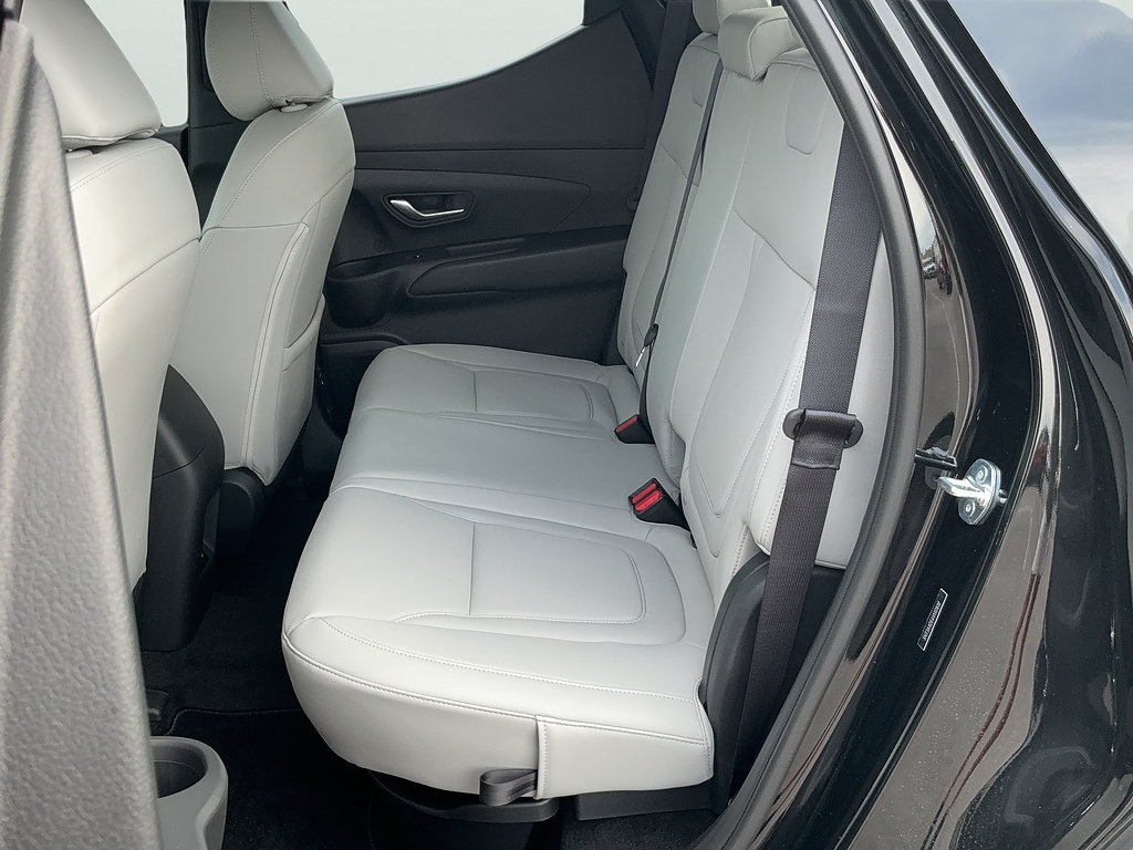 New 2027 Hyundai Santa Cruz SE FWD image 17