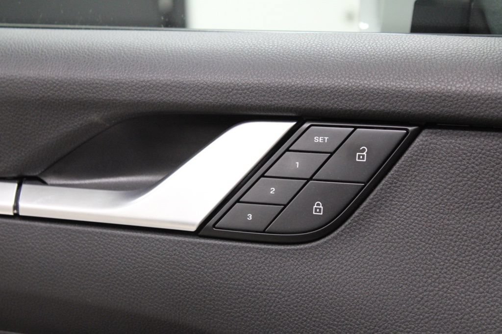 Certified 2024 Porsche 911 Carrera S RWD image 19