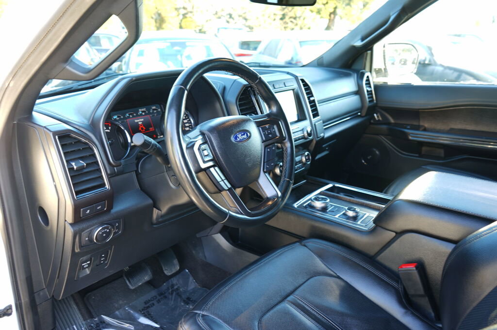 Used 2021 Ford Expedition Limited image 13