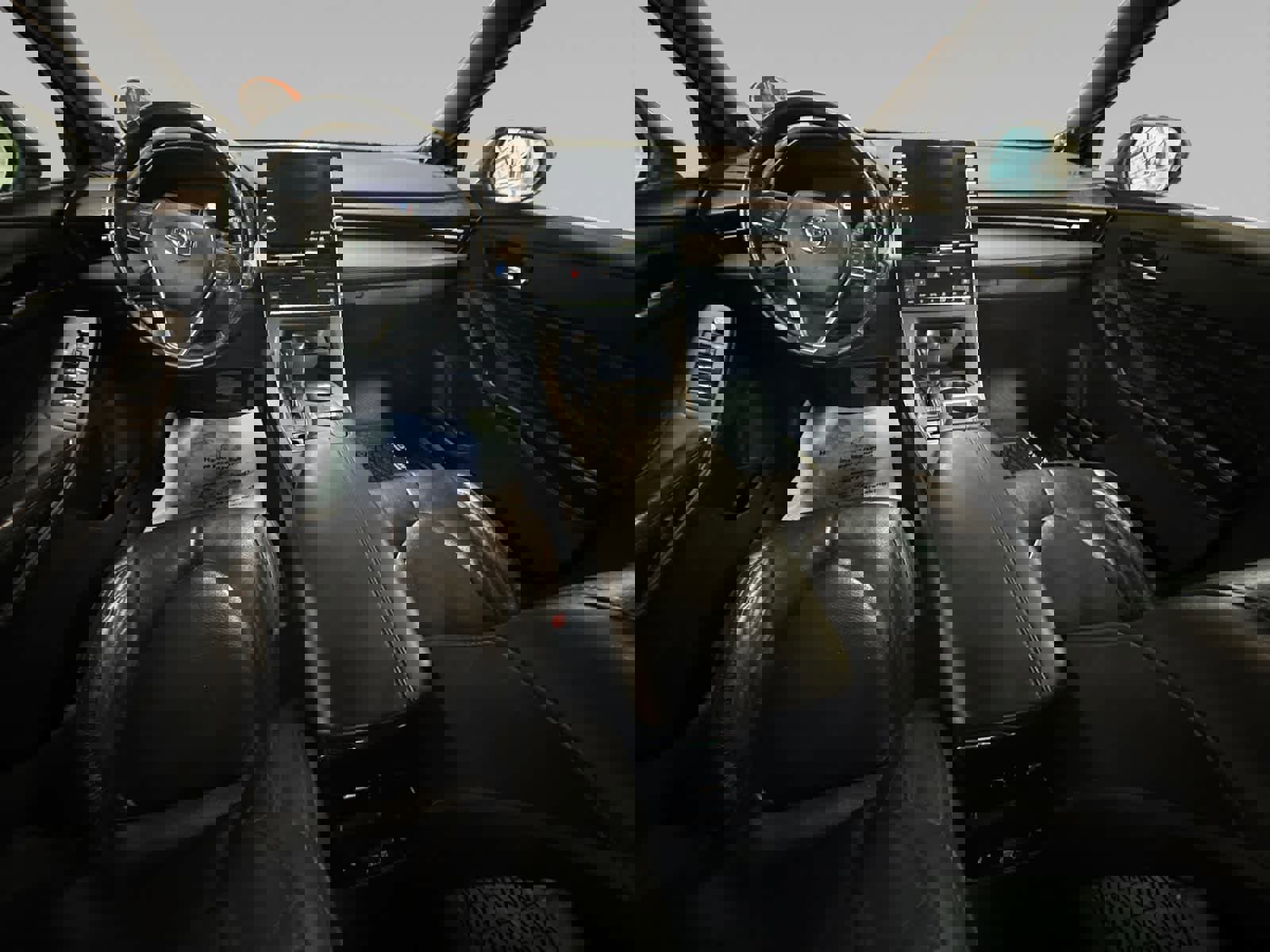 Used 2021 Toyota Avalon Limited w/ Advanced Safety Package image 10