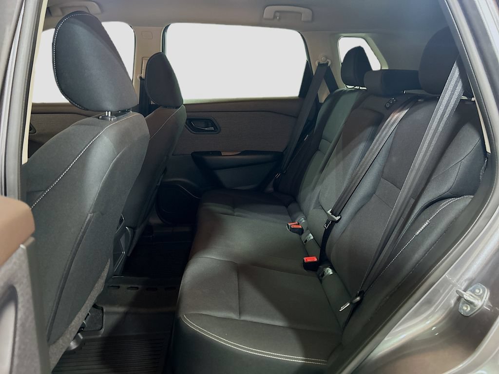 Used 2023 Nissan Rogue S FWD image 20