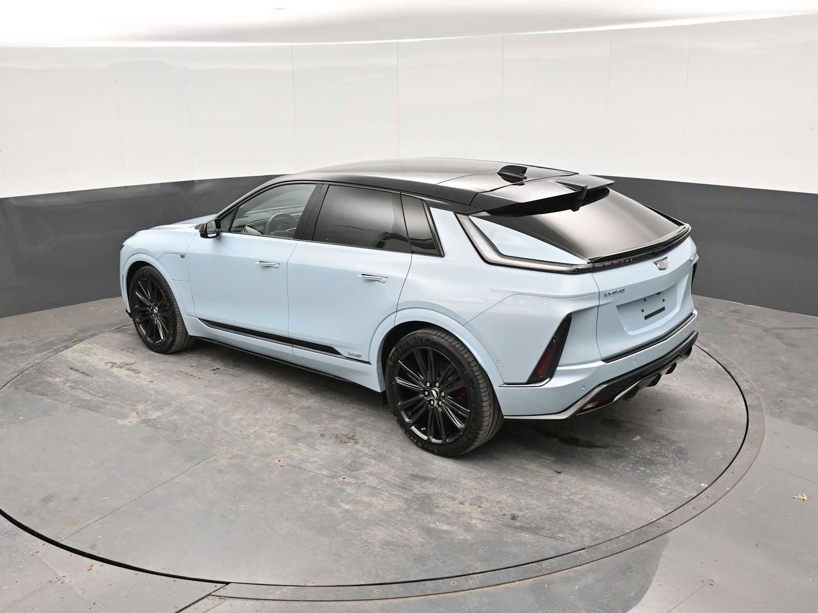 New 2026 Cadillac Lyriq V image 28