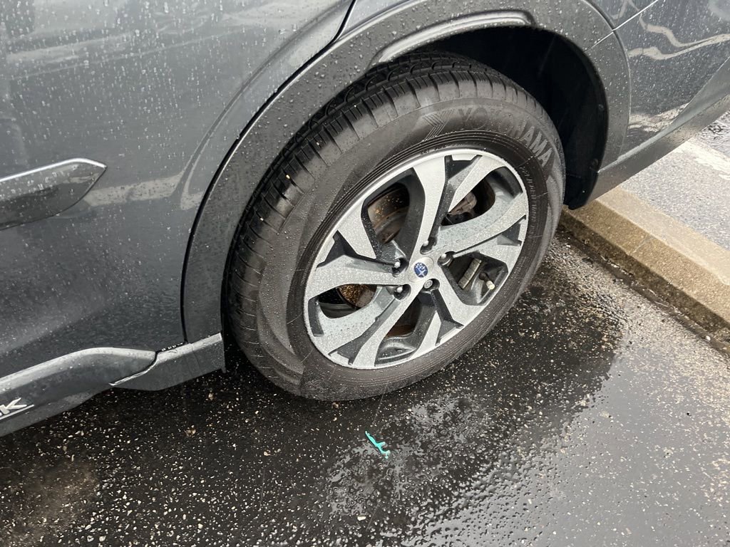 Certified 2025 Subaru Outback Touring XT w/ Popular Package #2 image 8