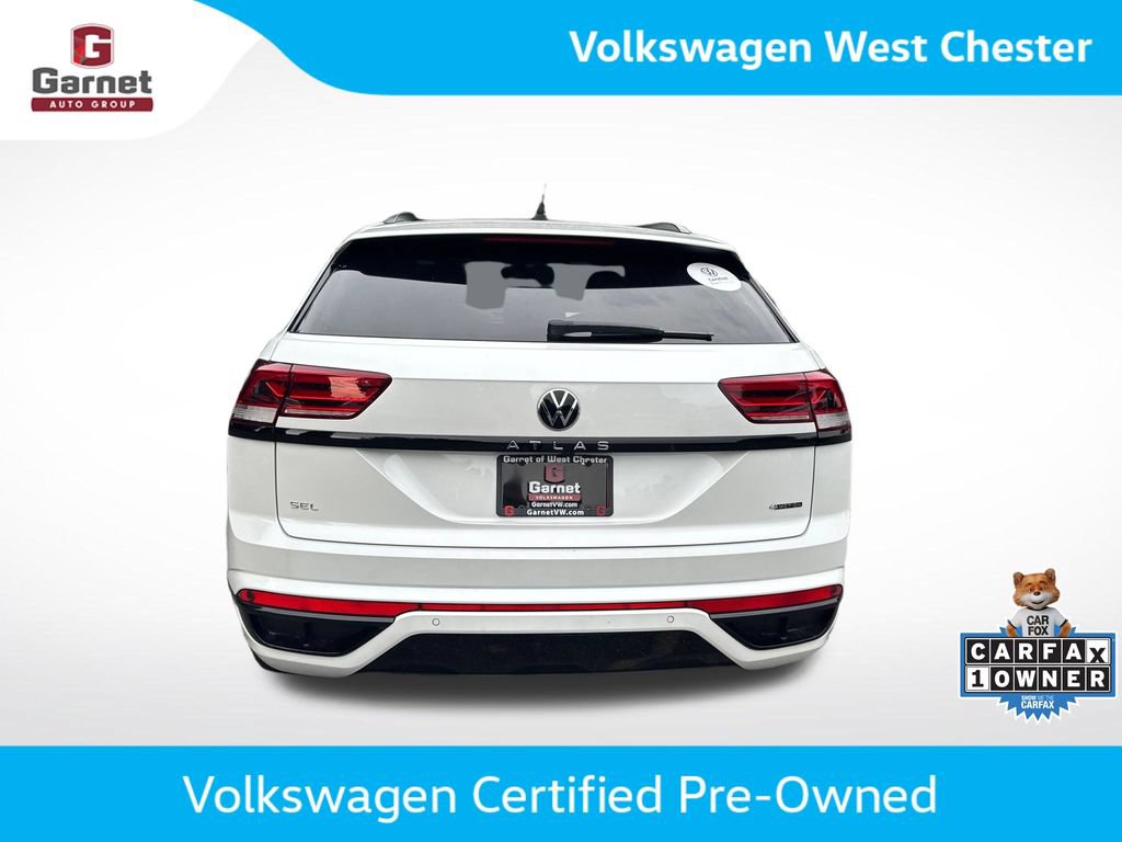 Certified 2023 Volkswagen Atlas Cross Sport SEL R-Line AWD/4WD image 4