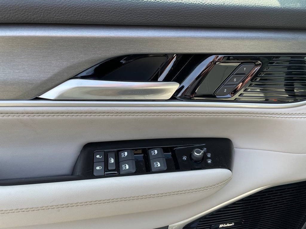 New 2026 Jeep Grand Wagoneer Limited w/ Premium Group II AWD/4WD image 8